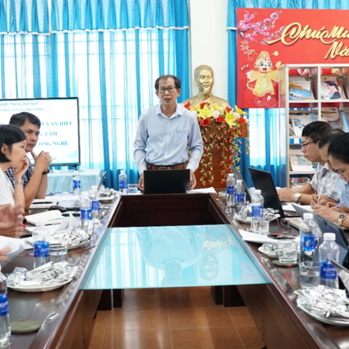 Sở Khoa học và Công nghệ làm việc với Trung tâm Ứng dụng khoa học công nghệ tỉnh Quảng Ngãi